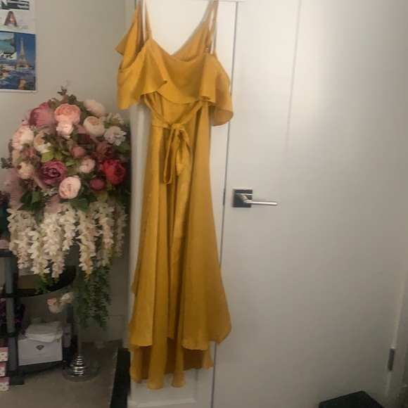 Lulu’s Dress - Picture 2 of 2